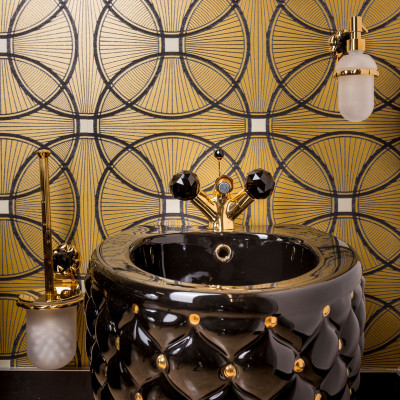 Cантехника черная с золотом (подборка)